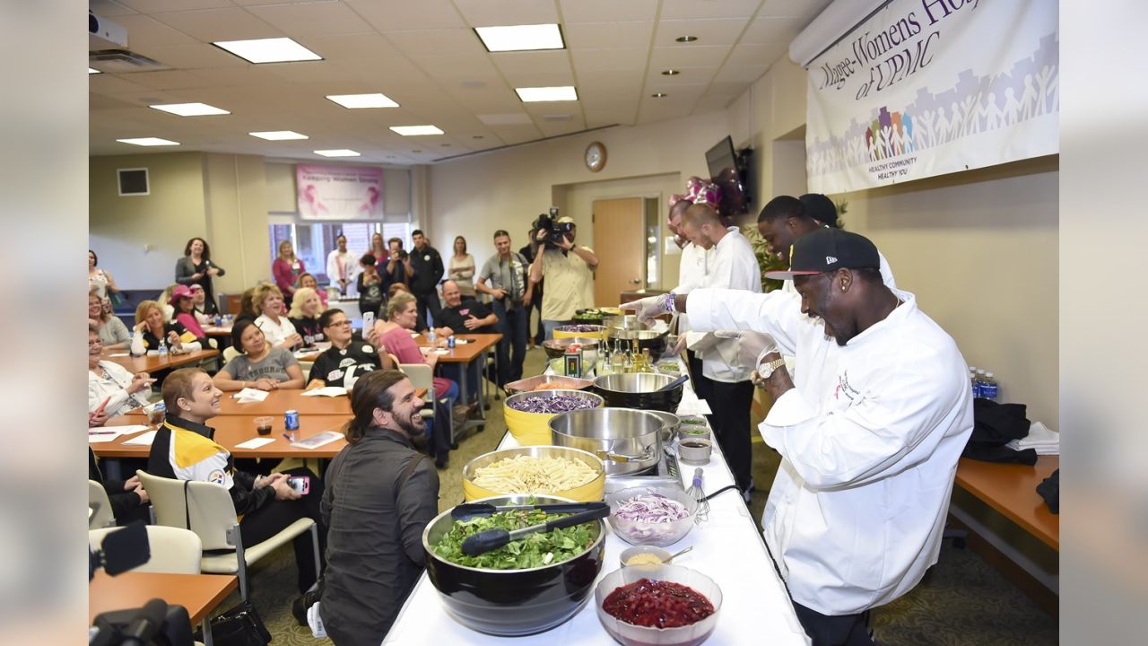 Steelers players Moats, Conner and more team up to cook and help cancer  patients at Magee-Womens Hospital