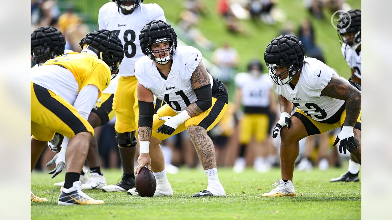 Pittsburgh, Pennsylvania, USA. 15th Aug, 2022. August 15th, 2022 James  Daniels #78 during the Pittsburgh Steelers Training Camp at St. Vincent  College in Latrobe, PA. Jake Mysliwczyk/BMR (Credit Image: © Jake  Mysliwczyk/BMR