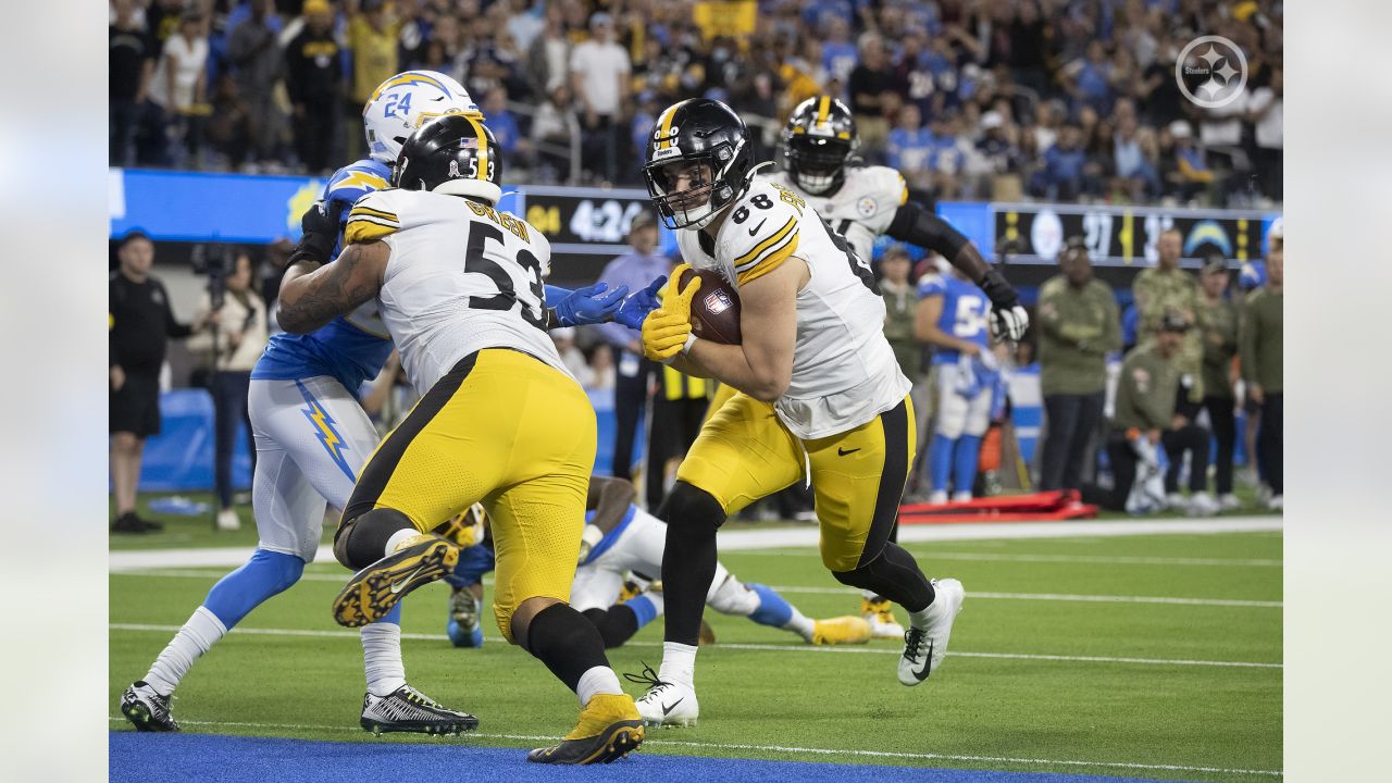 Madden 24 ratings: Steelers TE Pat Freiermuth ranks as No. 8 overall tight  end - Behind the Steel Curtain