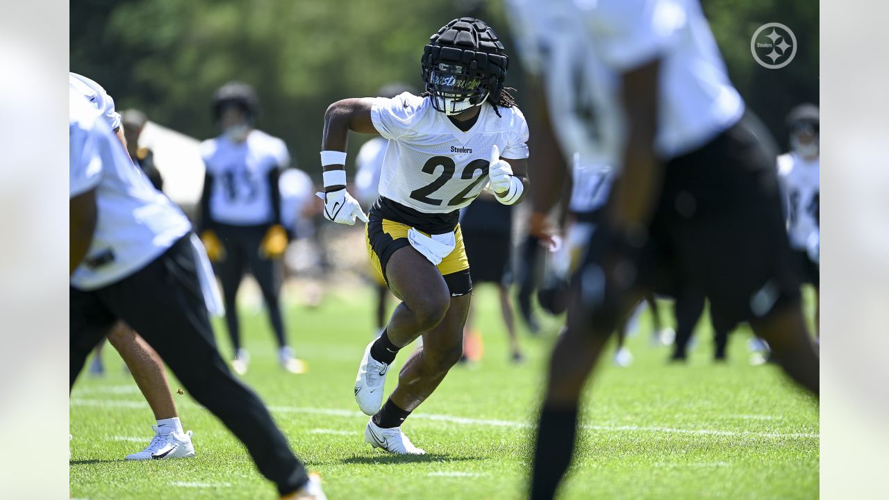 Pittsburgh Steelers RB Najee Harris Arrives at Training Camp