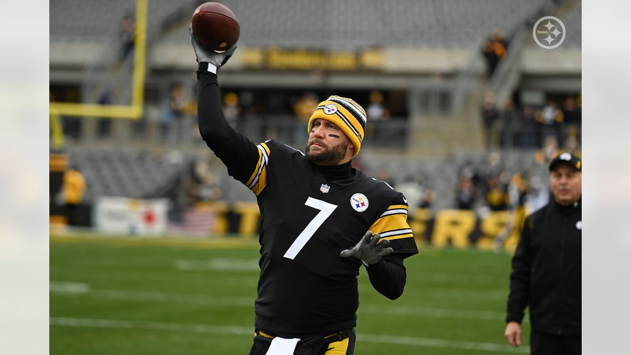 Steelers QB Ben Roethlisberger is nearing two career milestones