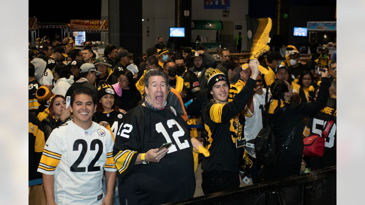 PHOTOS: 'Siempre Steelers' Watch Party in Mexico City