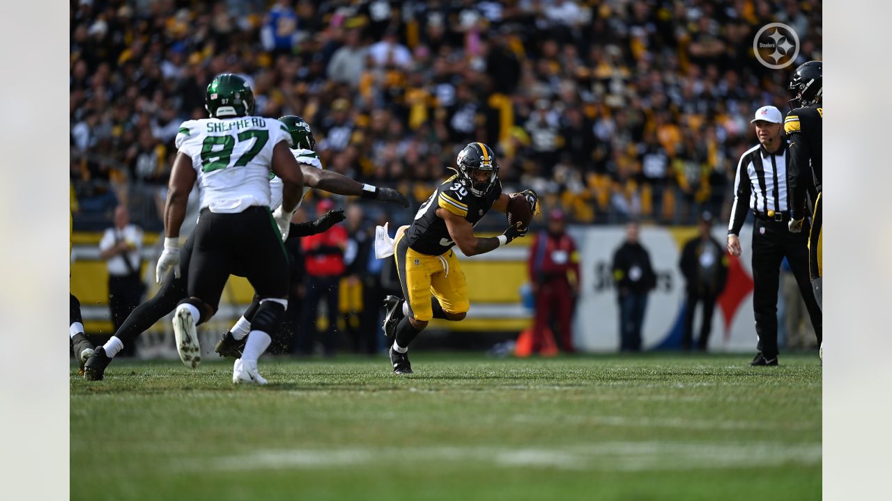 Pittsburgh Steelers vs. New York Jets - 2022 NFL Regular Season Week 4 -  Acrisure Stadium in Pittsburgh, PA