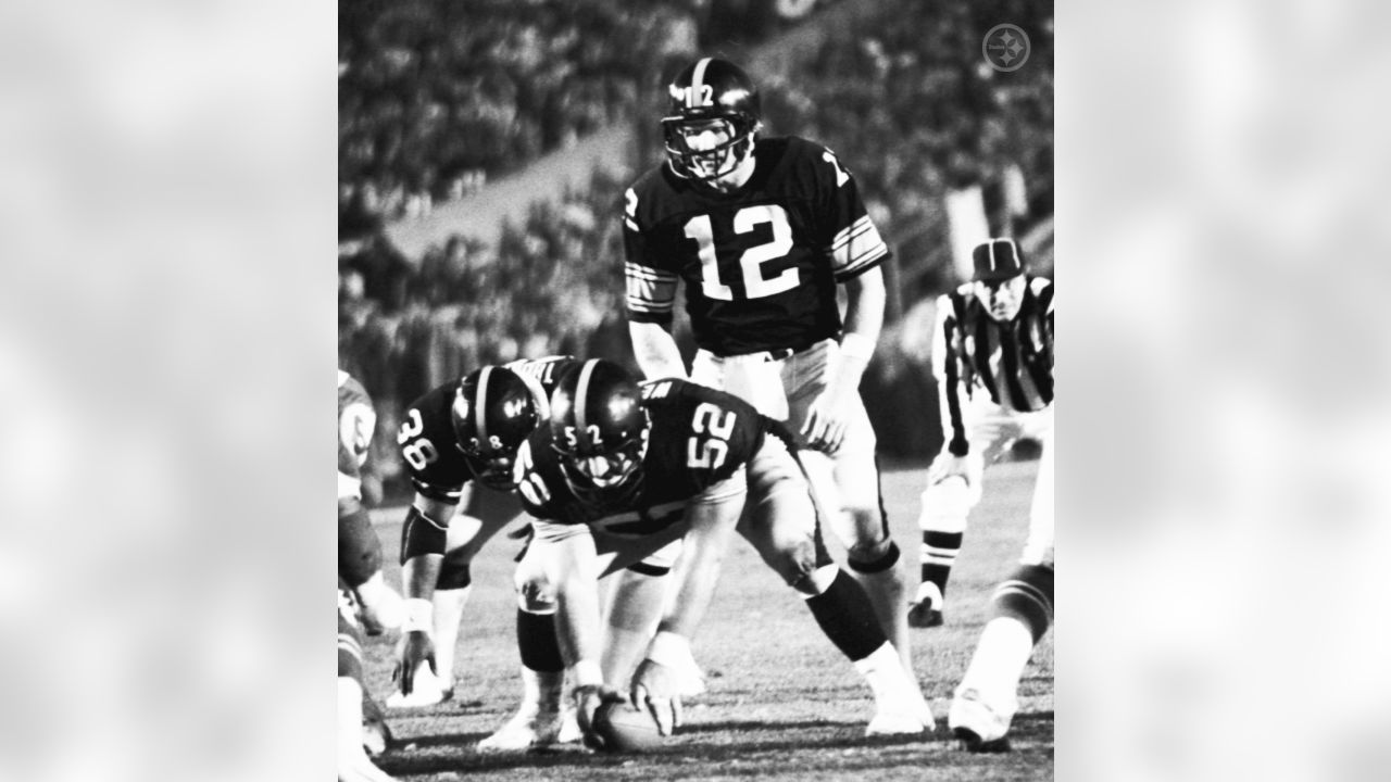 20 January 1980: Super Bowl XIV was played between AFC champion Pittsburgh  Steelers and NFC champion Los Angeles Rams at the Rose Bowl in Pasadena  California. Action during game - Jack Youngblood (