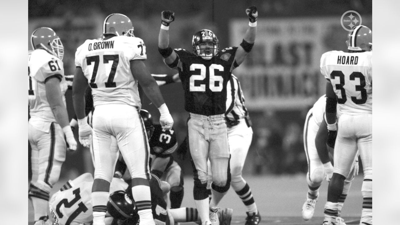 Who were the most notable Pittsburgh Steelers to wear number 26