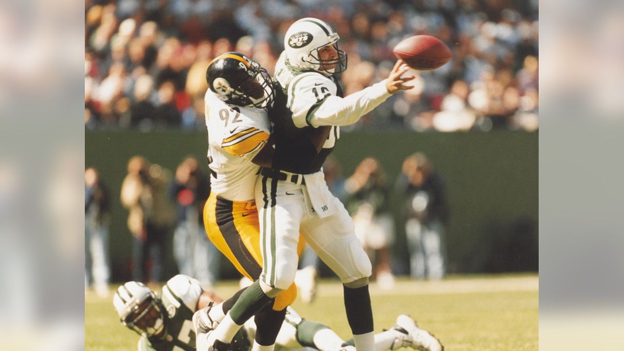 76 Steelers Lb Jason Gildon Photos & High Res Pictures - Getty Images