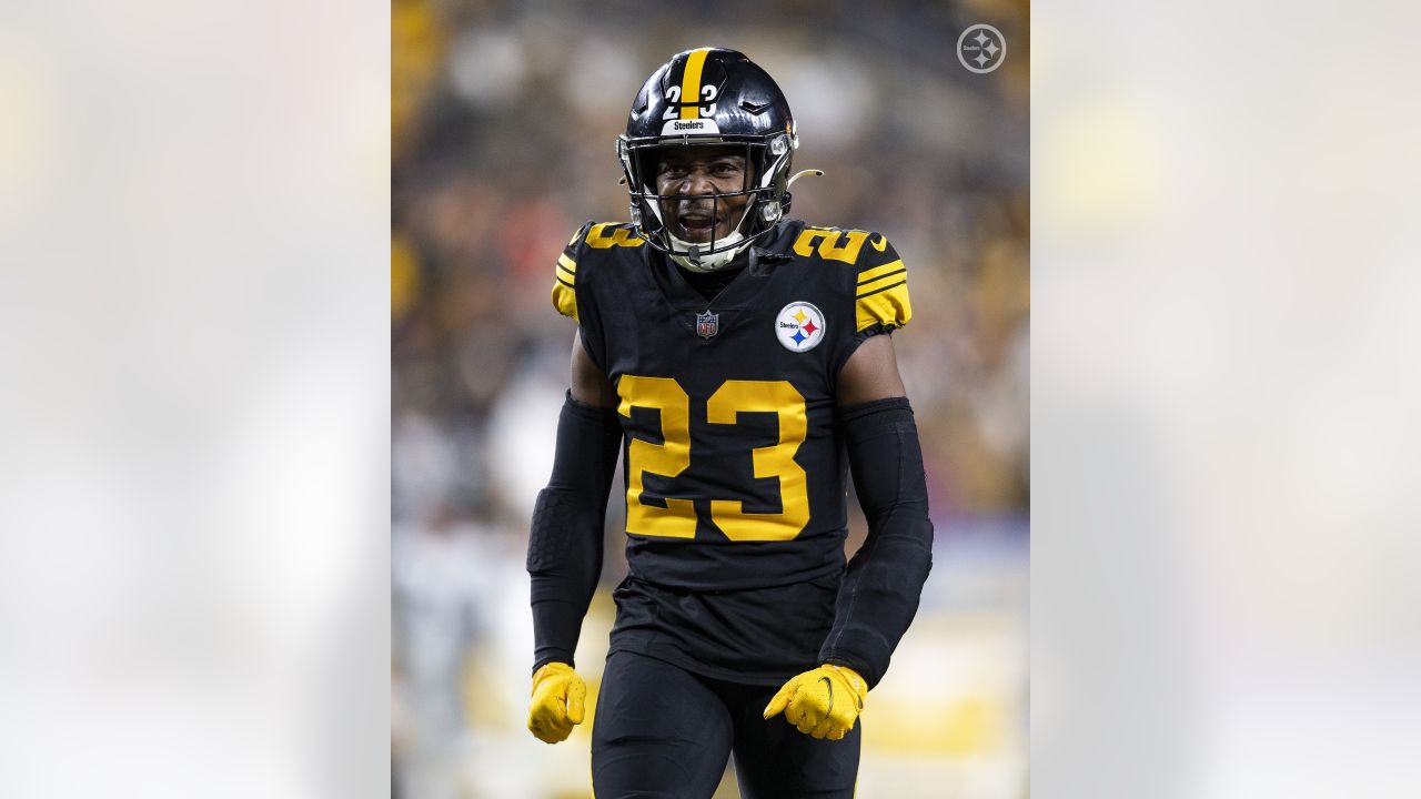 Steelers sign Gentry, Kazee