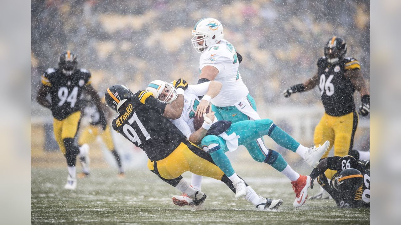 Photo: Pittsburgh Steelers Cameron Heyward Before 49er Game - PIT2023091003  