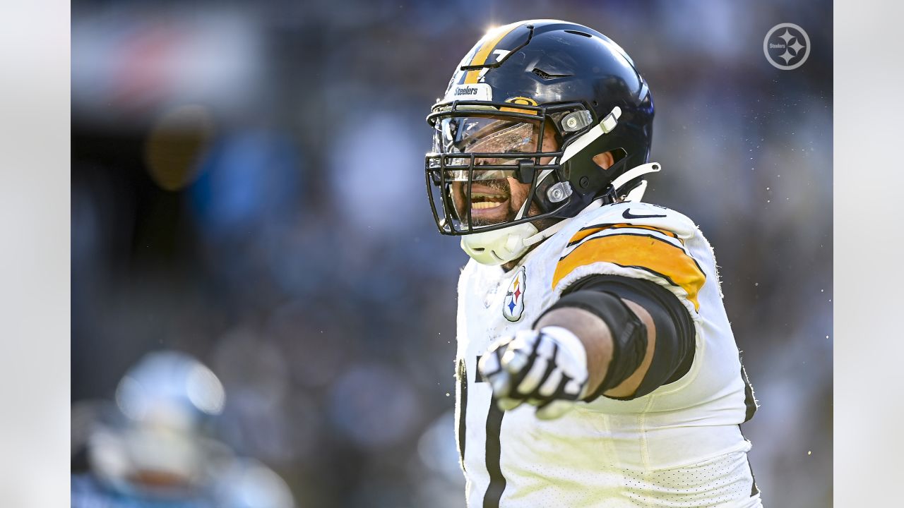 PHOTOS: Game faces - Steelers at Panthers