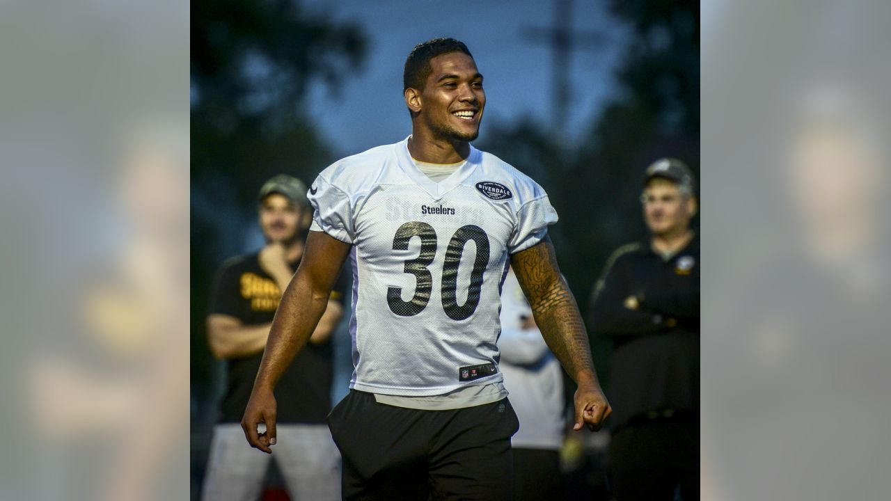 Steelers Friday Night Lights practice: The Latrobe tradition, 2023  schedule, tickets, and more - Behind the Steel Curtain