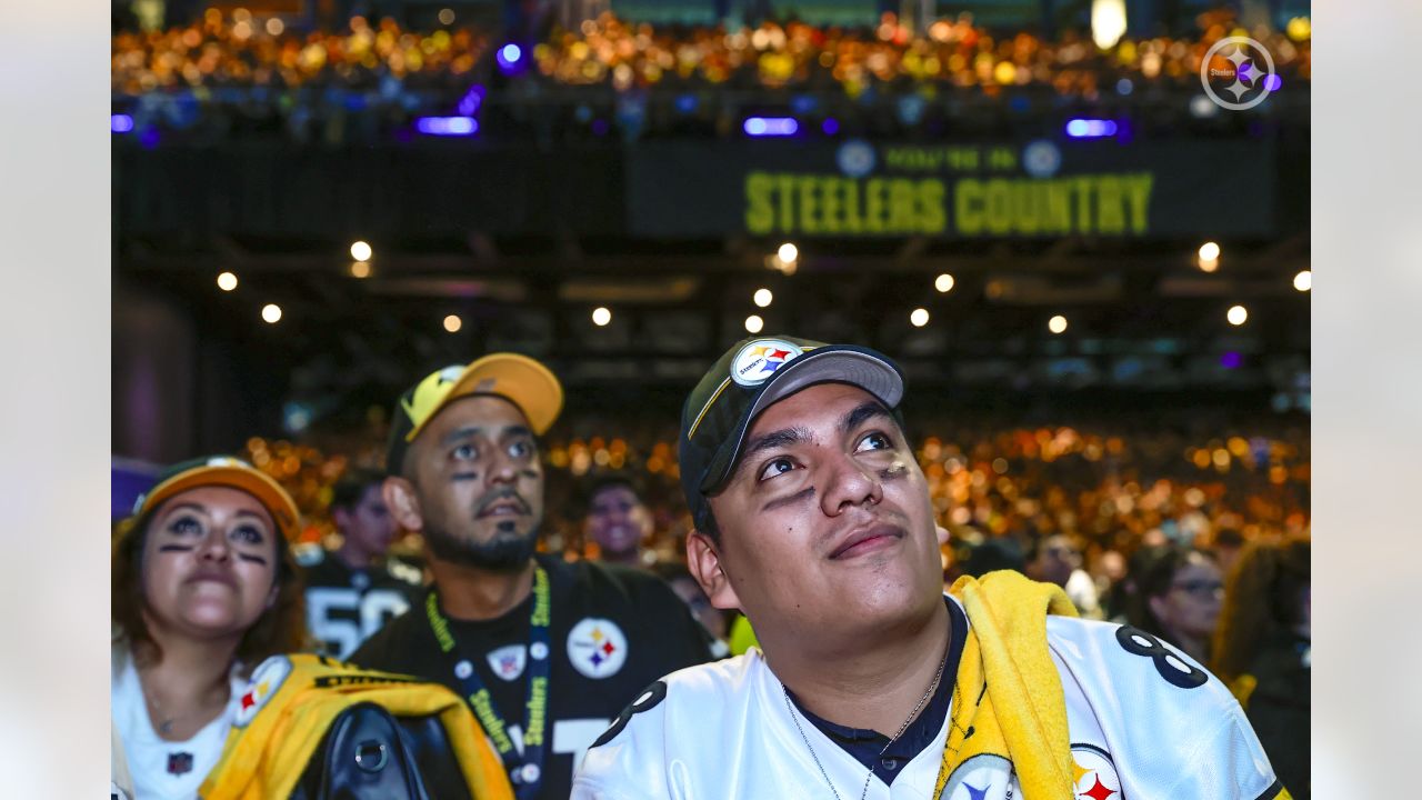 PHOTOS: Siempre Steelers Watch Party México 2023