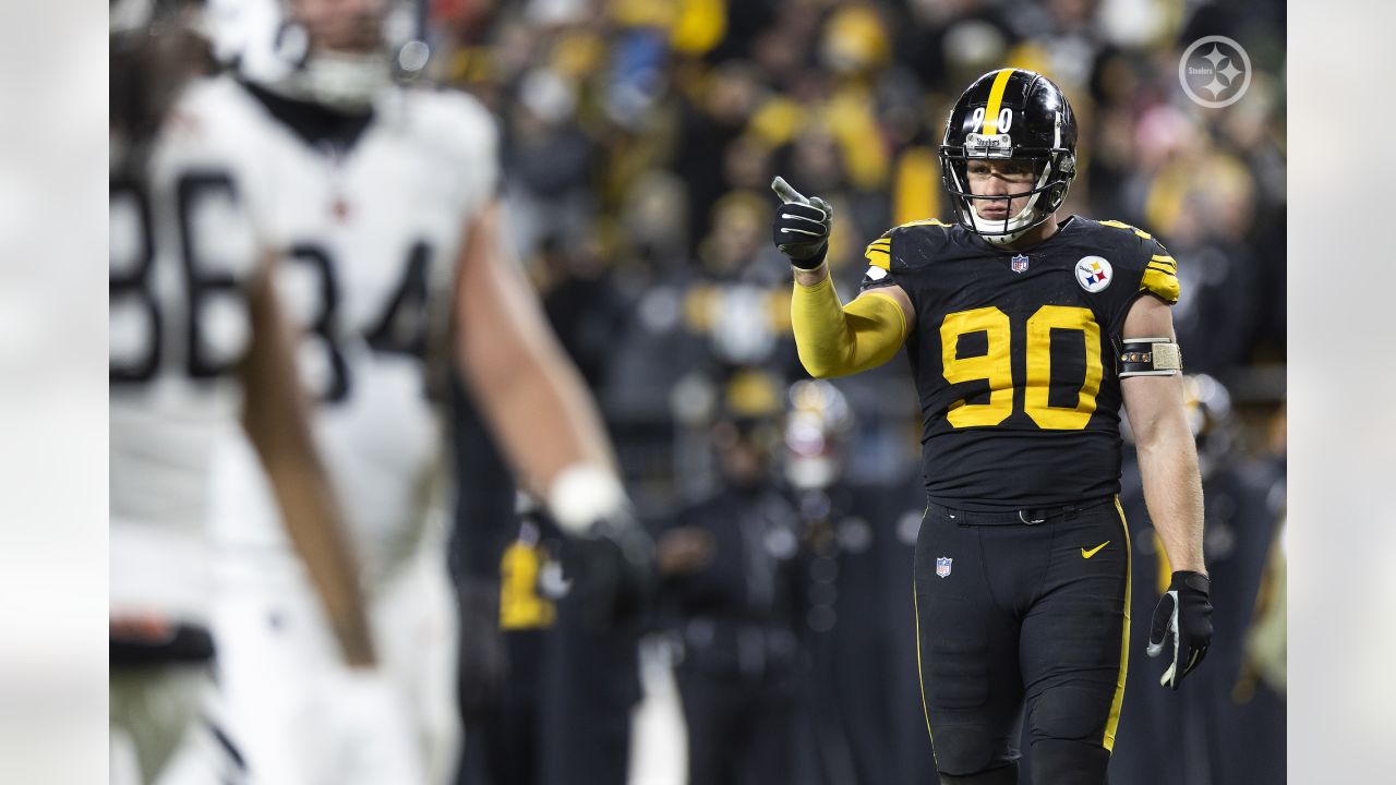 Steelers LB T.J. Watt ranked far too low on the NFL top-100 list