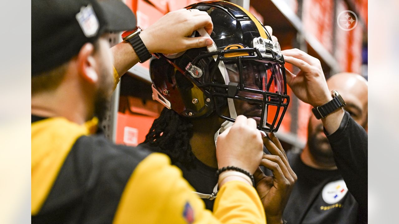 Joey Porter Jr. right at home at Steelers rookie minicamp