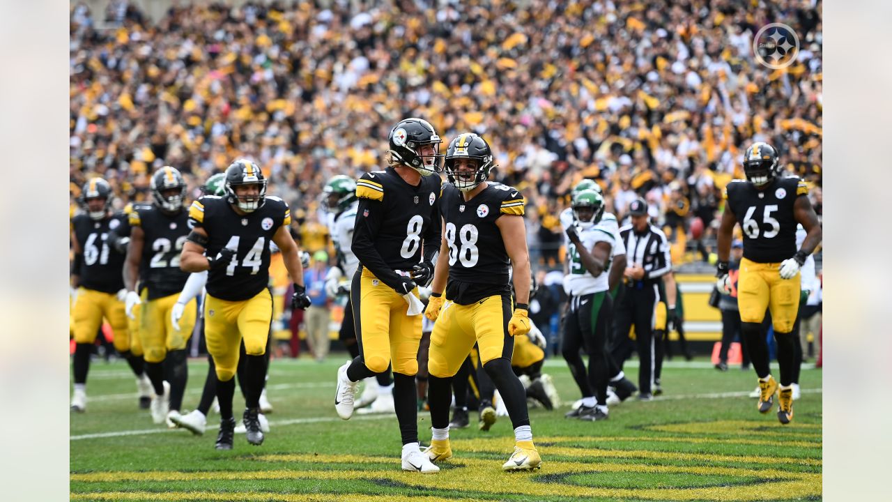 PHOTOS: Feature frames - Steelers vs. Jets