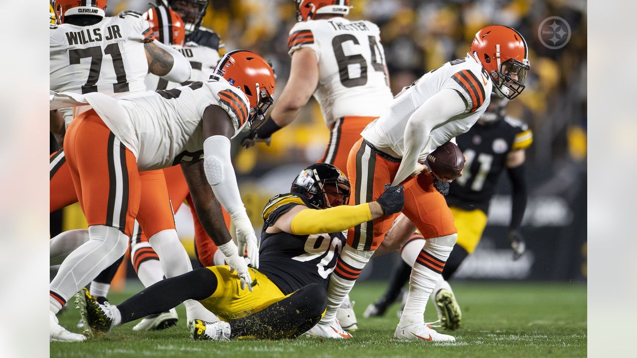 Highlight] T.J. Watt becomes Steelers all-time leader in sacks (81.5) :  steelers