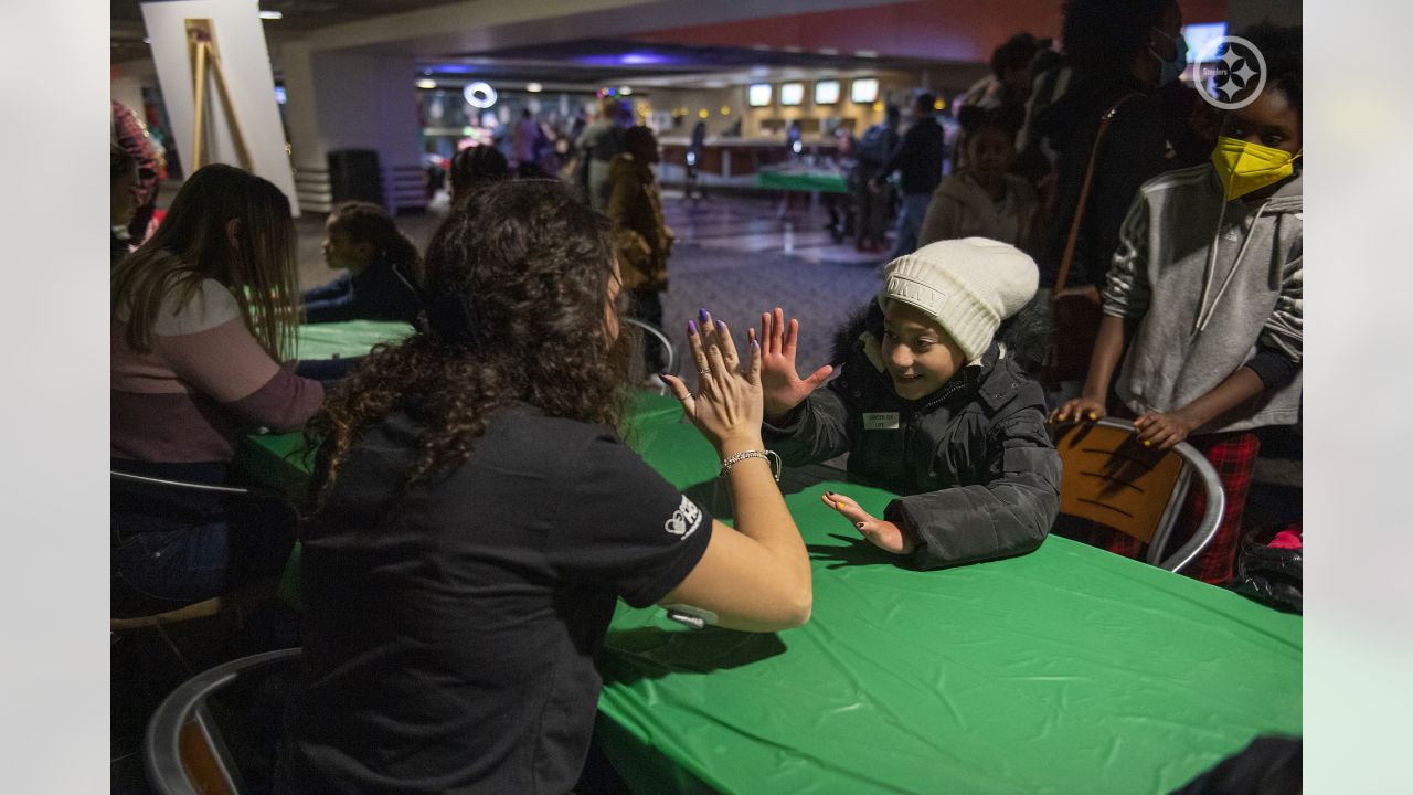 Convoy & Steelers Come Together for Annual Event