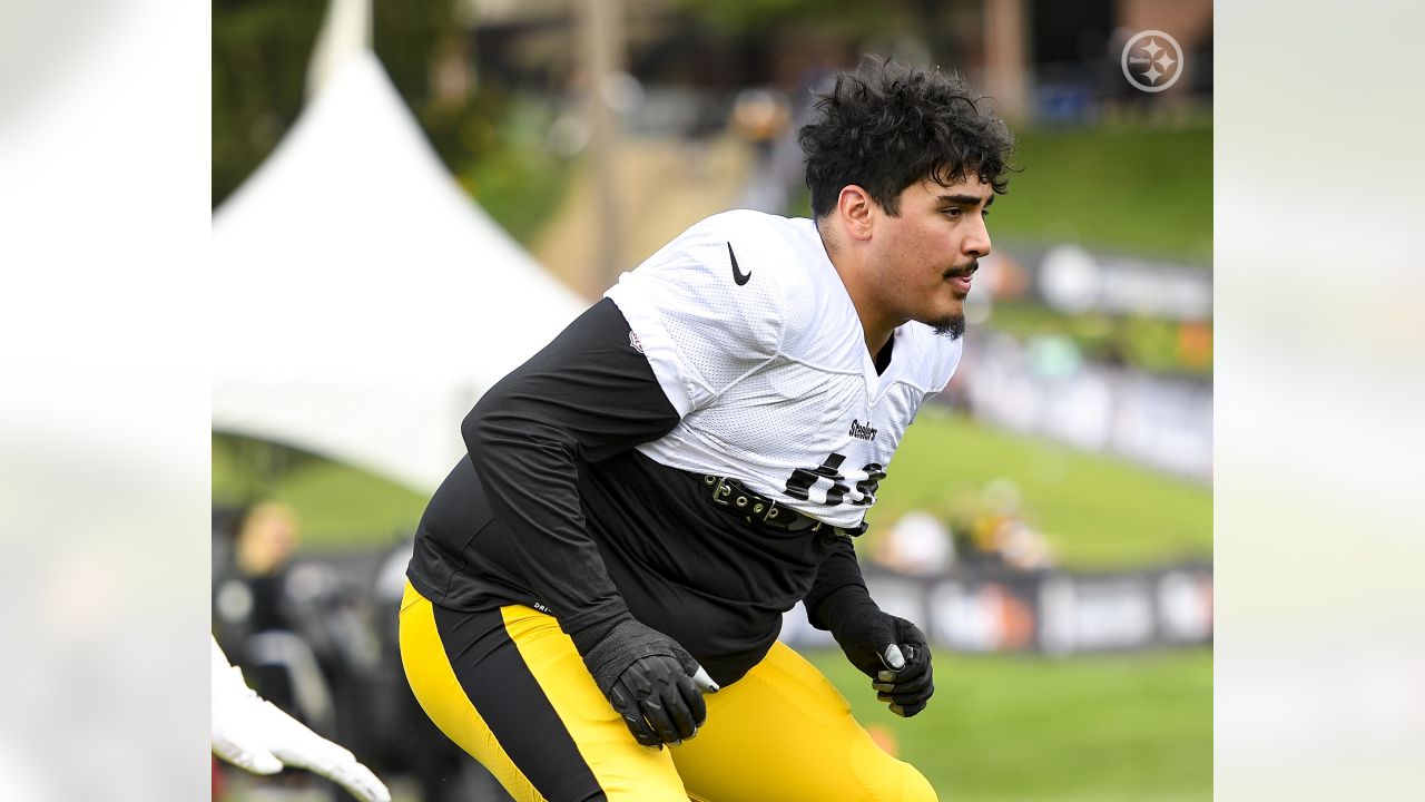 PHOTOS: 2022 Steelers practice squad