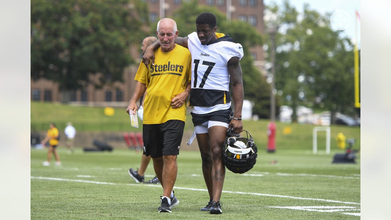 2022 Steelers training camp: Wide receivers