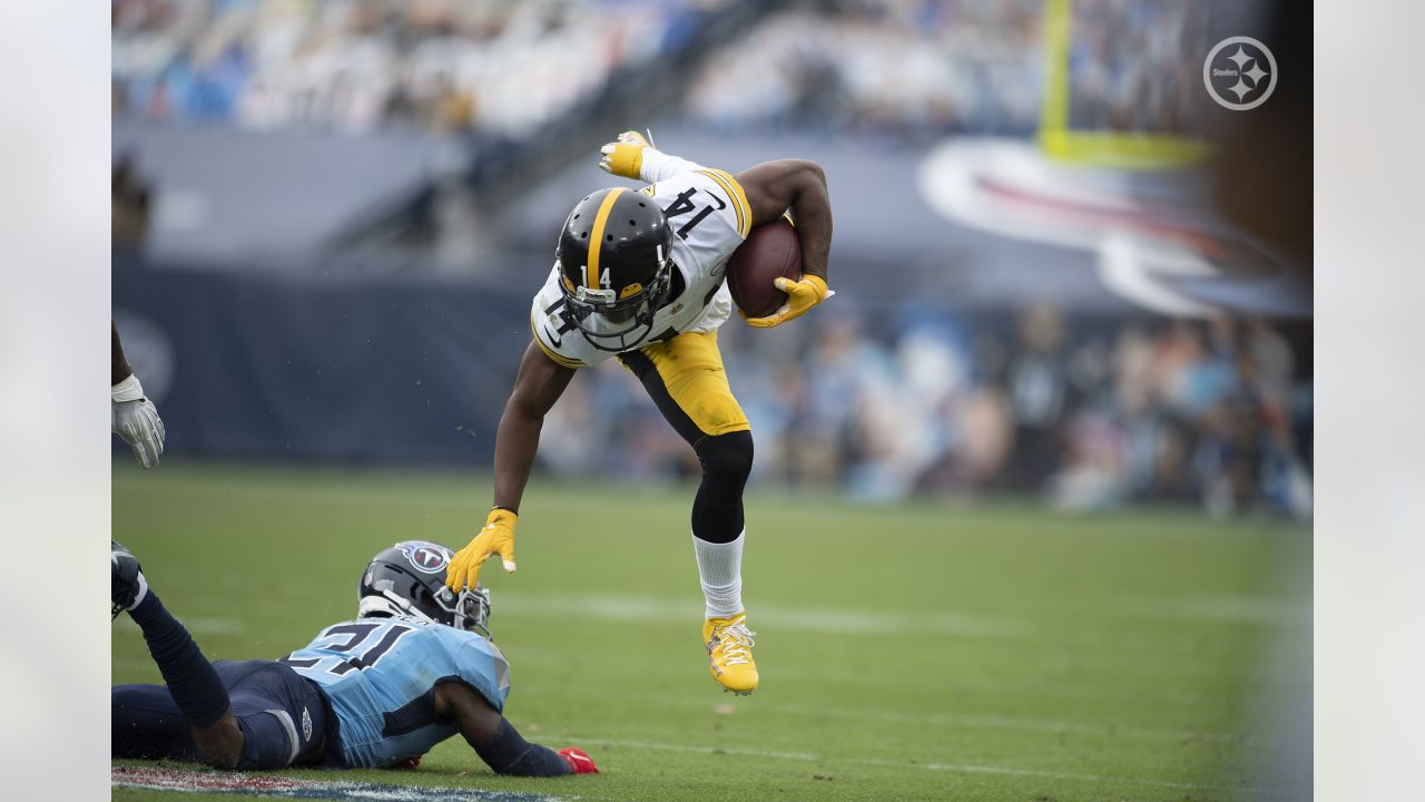 Pittsburgh, PA, USA. 2nd Dec, 2020. Ray-Ray McCloud #14 during the  Pittsburgh Steelers vs Baltimore Ravens game at Heinz Field in Pittsburgh,  PA. Jason Pohuski/CSM/Alamy Live News Credit: Cal Sport Media/Alamy Live