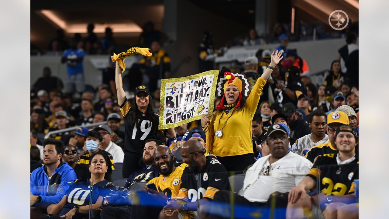 Steelers Fans Completely Took Over Chargers Stadium For Sunday