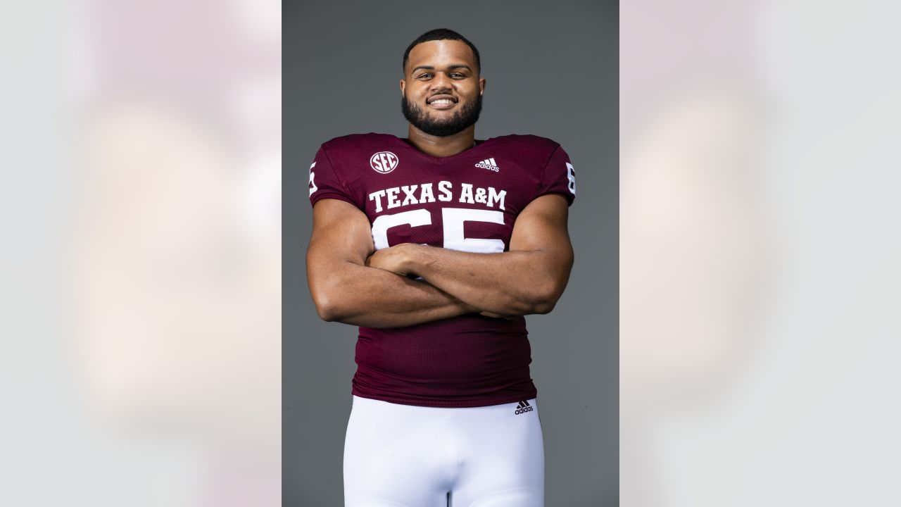 Steelers Select Texas A&M T Dan Moore Jr. In The Fourth Round Of
