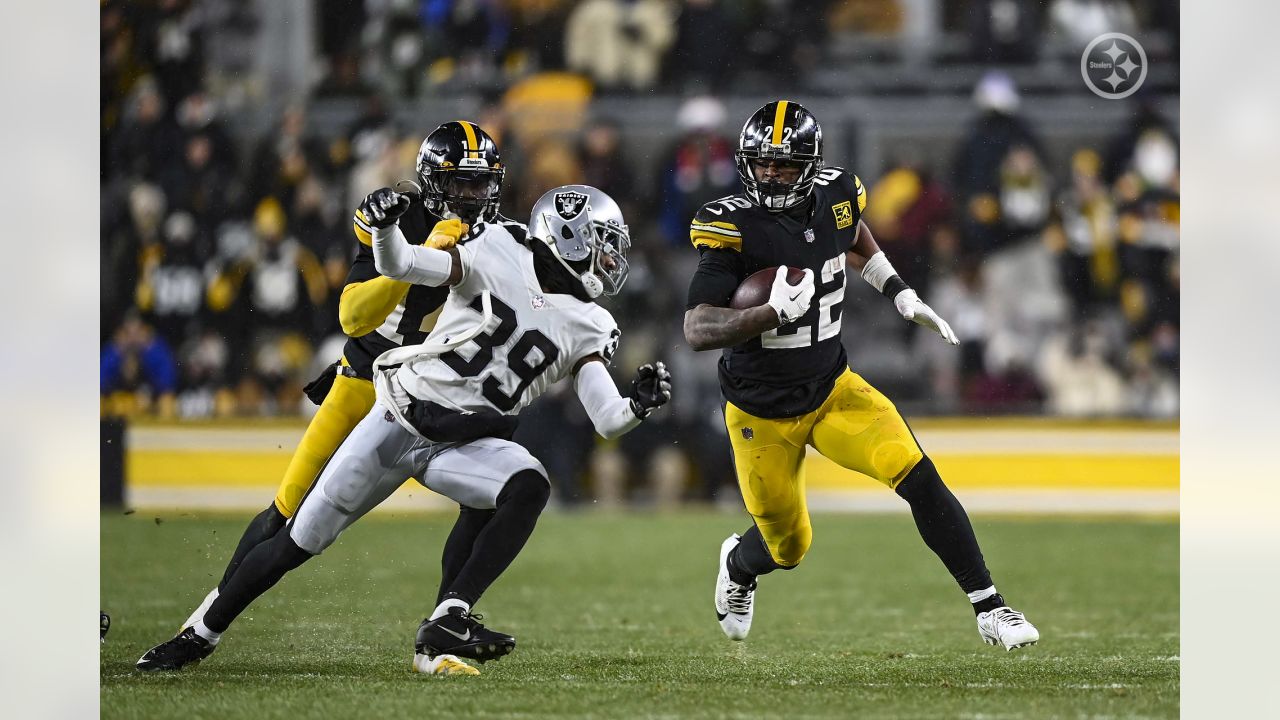 Best NFL prop bets for Raiders vs. Steelers in Week 16 (Najee Harris poised  for big day) - BVM Sports