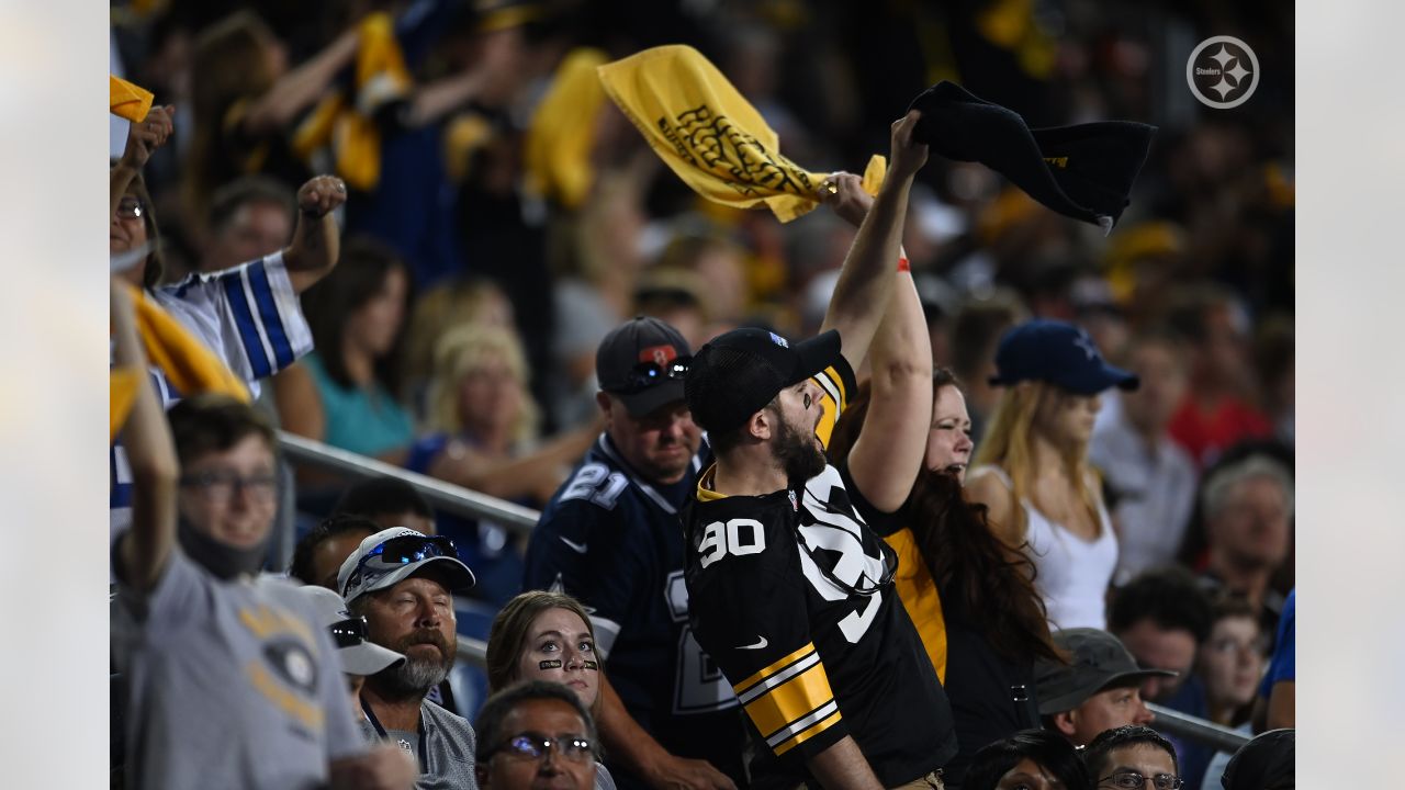 PHOTOS: Fans at Hall of Fame game vs. Cowboys