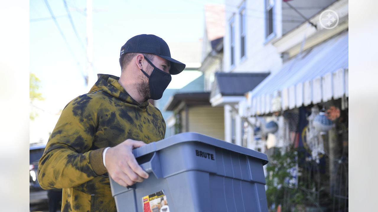 Pittsburgh Steelers Linebacker, T.J. Watt, Collaborates with 412 Food  Rescue for Exclusive Cobranded Beanie - 412 Food Rescue