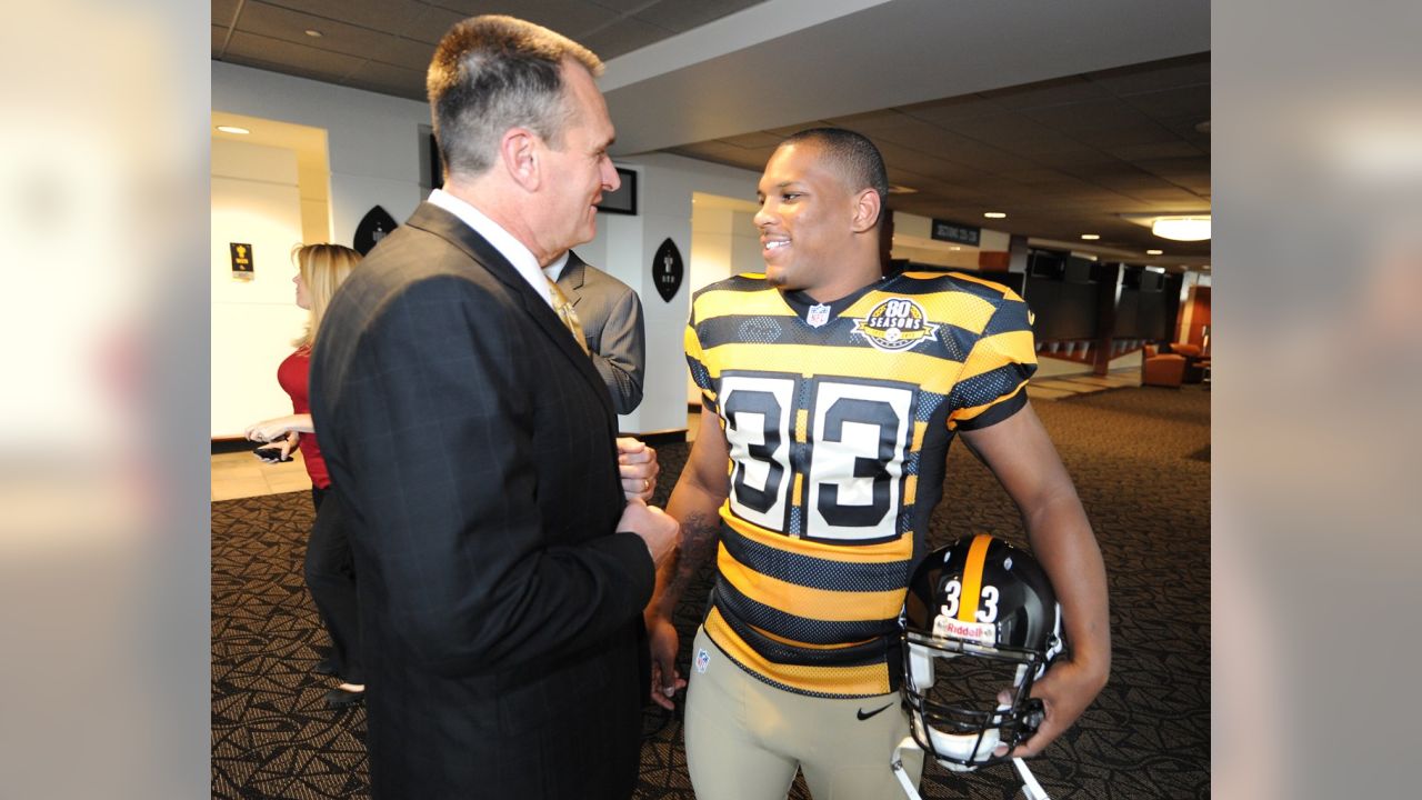 Love these 1934 Steeler throwback uniforms to celebrate their 80th season!