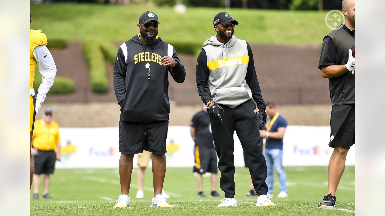 Latrobe, PA, USA. 28th July, 2022. July 28th, 2022: Buddy Johnson #45  during the Pittsburgh Steelers Training Camp in Latrobe, PA. Mike J.  Allen/BMR (Credit Image: © Mike J. Allen/BMR via ZUMA