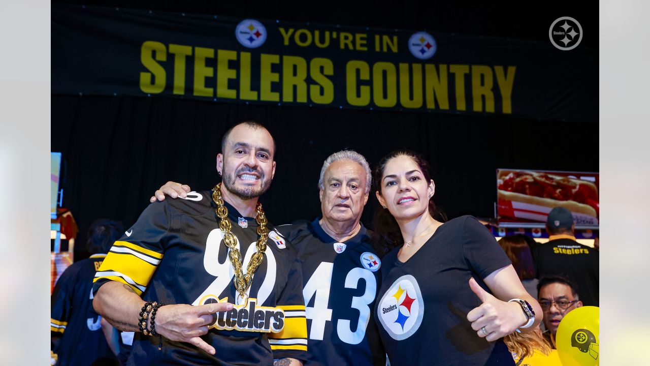 Pittsburgh Steelers on X: Our annual #SteelersEnMexico Football