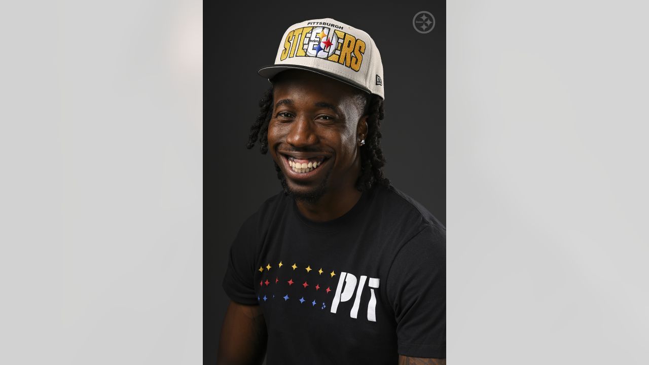 PHOTOS: Studio photoshoot with Joey Porter Jr.