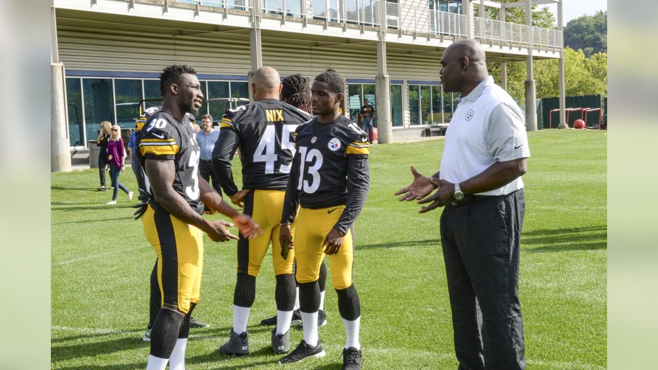 Squad. #PictureDay - Pittsburgh Steelers