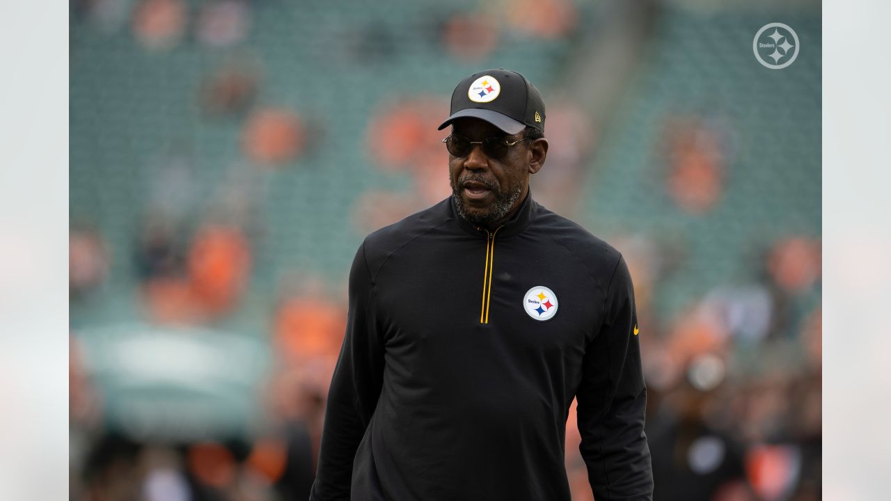 Longtime Steelers assistant coach John Mitchell retires after 29 years with  team