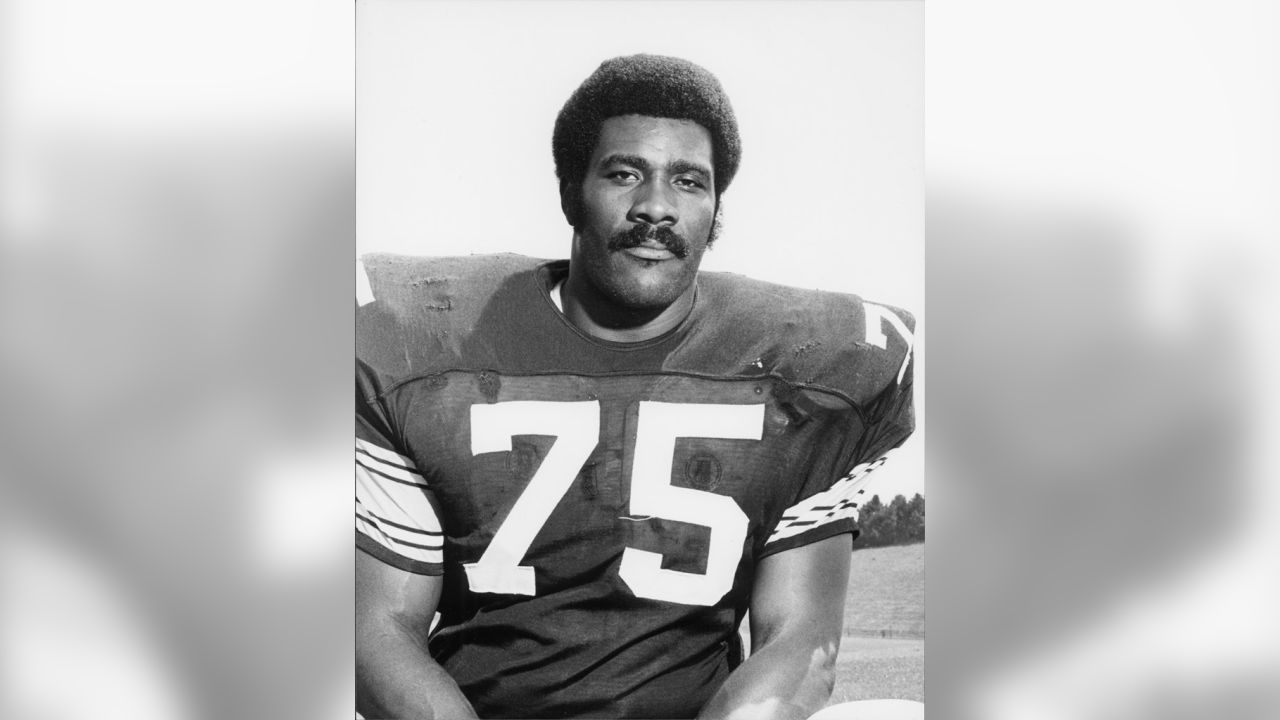 Steelers officially retire 'Mean' Joe Greene's No. 75 