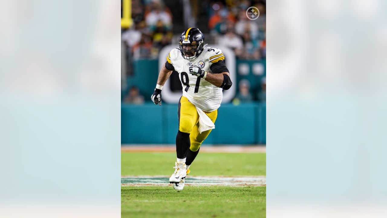 Pittsburgh Steelers defensive tackle Cameron Heyward (97) during warmups of  the Steelers 26-20 preseason win over the Detroit Lions at Heinz Field on  August 21, 2021 in Pittsburgh. Photo by Archie Carpenter/UPI