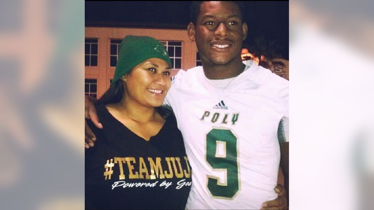 JuJu Smith-Schuster Mom: Their Relationship + Her Steelers Feud