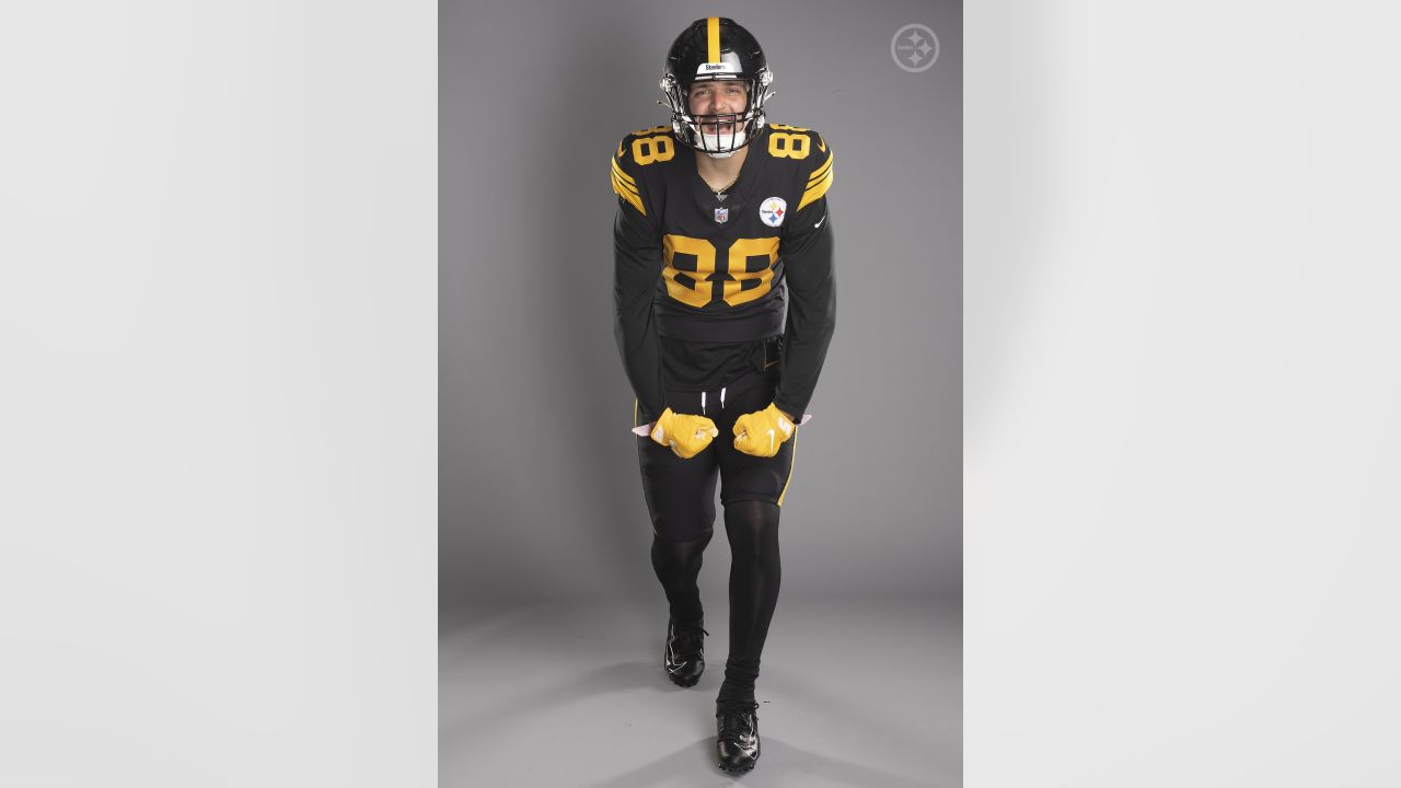 Steelers will debut Color Rush uniforms on Christmas Day vs Ravens