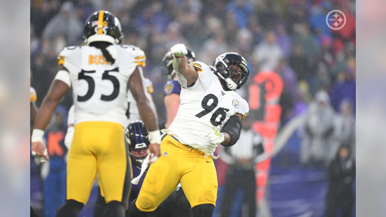 Gameday Gallery: Ravens vs. Steelers, Week 17