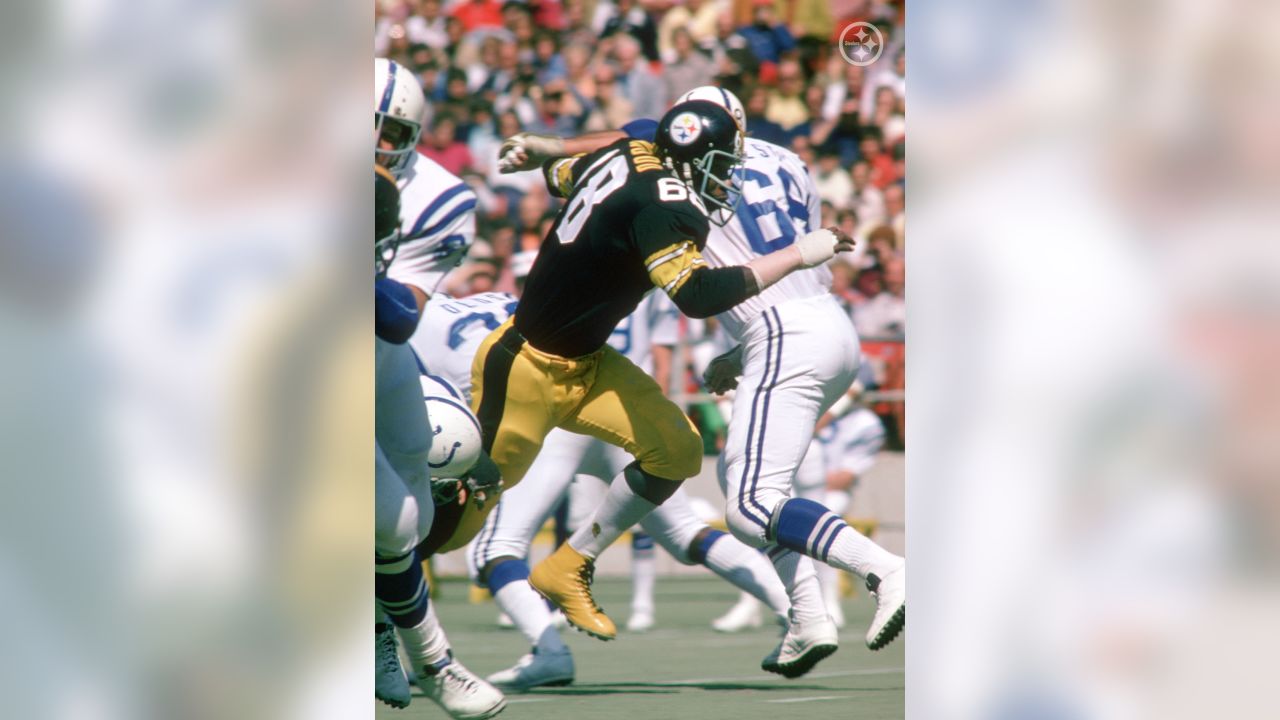 A brief history on the evolution of Pittsburgh Steelers uniforms