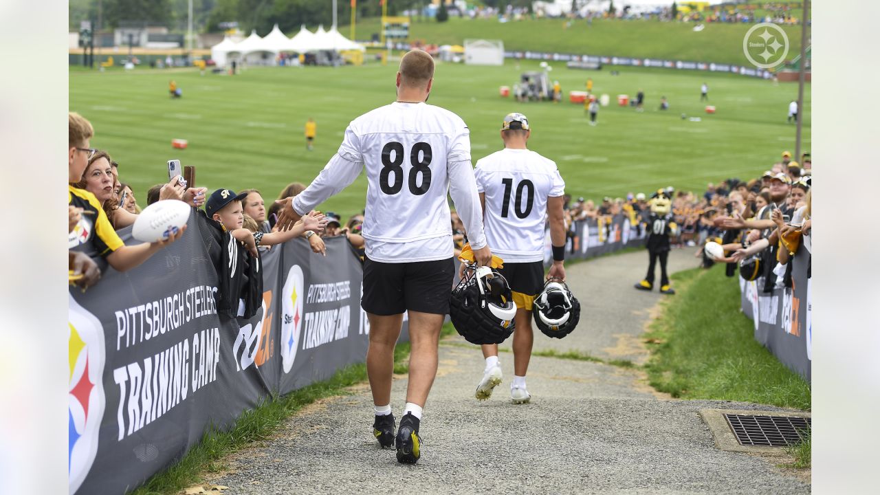 Steelers report to training camp July 26; 1st of 16 open practices begin  next day