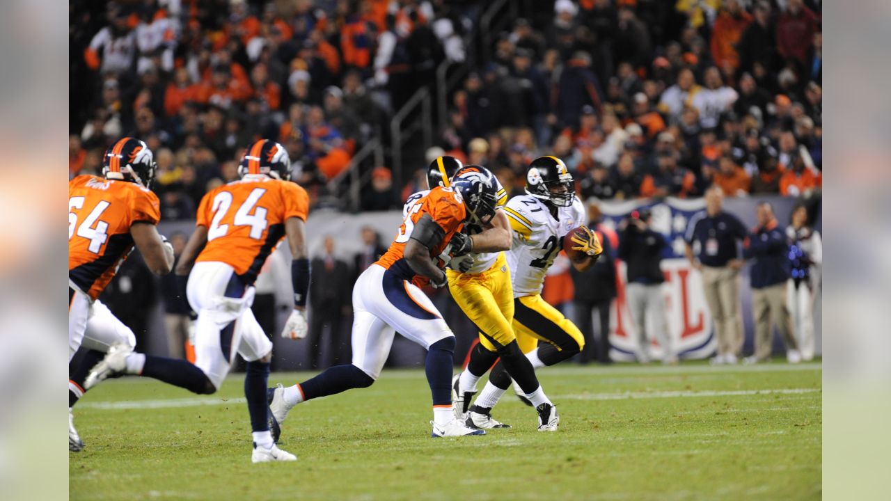 6,364 Steelers Vs Broncos Stock Photos, High-Res Pictures, and Images -  Getty Images