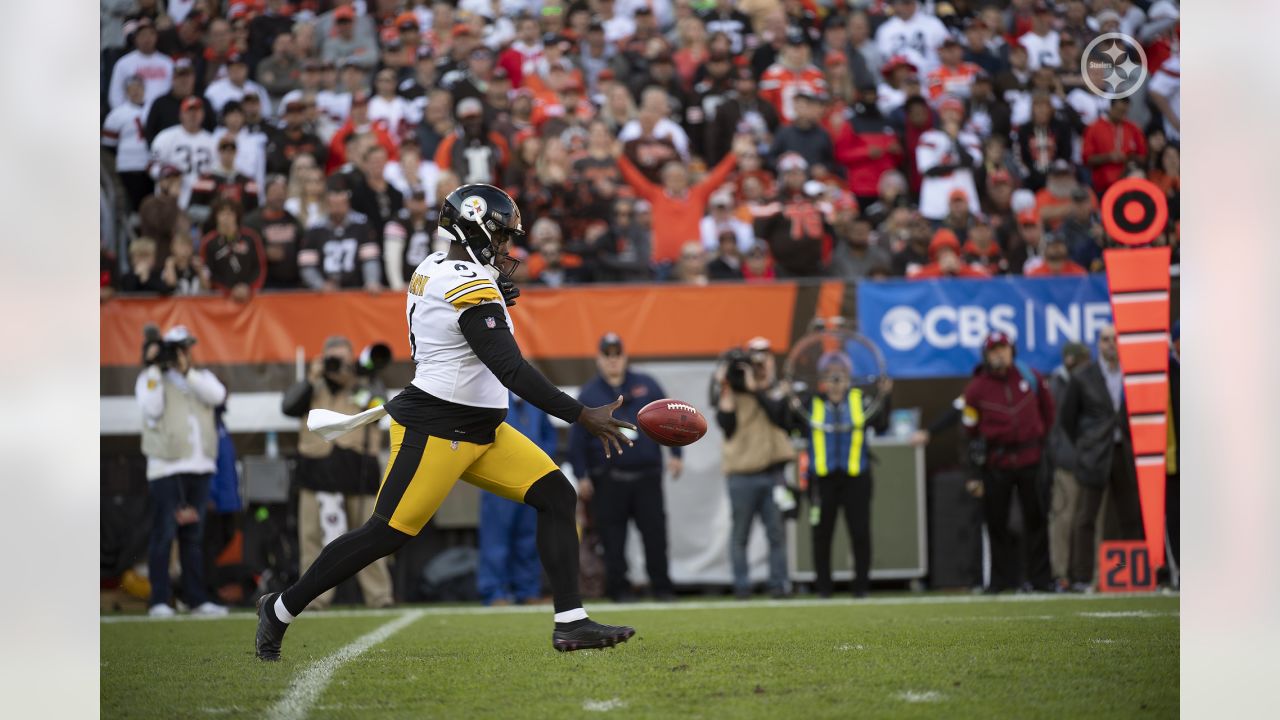 Steelers punter Pressley Harvin III navigating 'new normal,' searching for  greater consistency in 2nd season