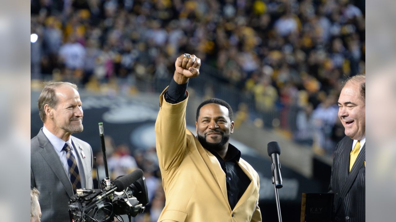 Pittsburgh Steelers great Jerome Bettis leads eclectic Hall of