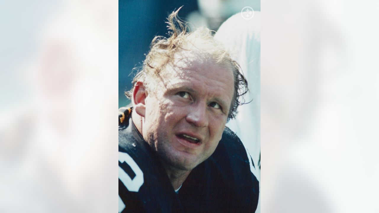 Hall of Famer, Mike Webster