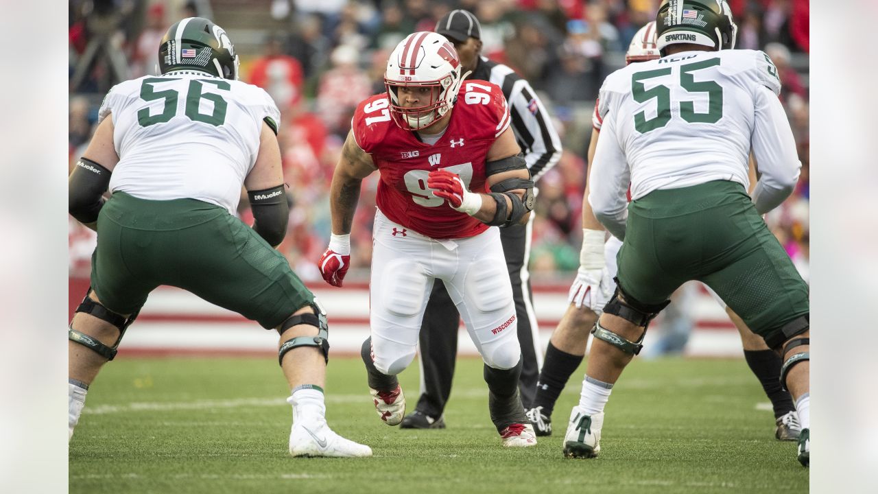 156. @steelers ↔️ Wisconsin DE Isaiahh Loudermilk