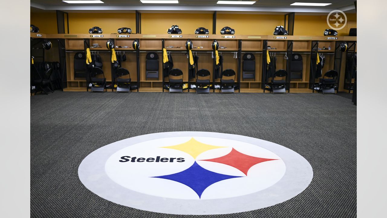 Photos: Week 8 - Steelers at Browns Pregame