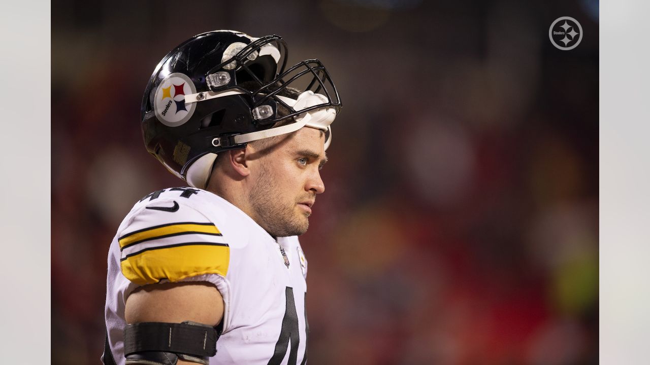 Pittsburgh Steelers running back Derek Watt (44) and Benny Snell