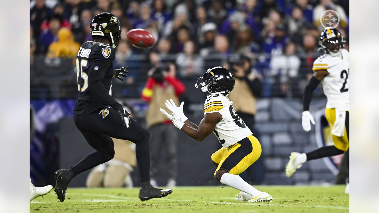 Pittsburgh Steelers vs Baltimore Ravens - January 02, 2023