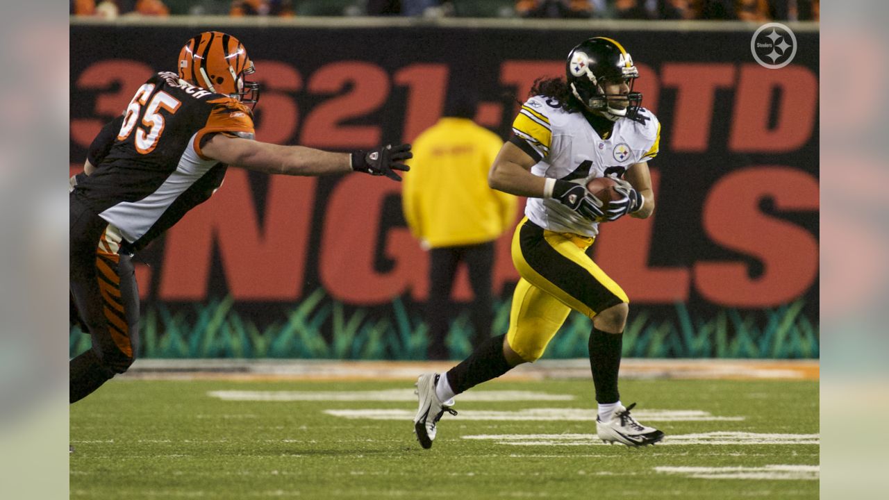 NFL on FOX - First Ballot ✔️ Pittsburgh Steelers legend Troy Polamalu joins  the 2020 Pro Football Hall of Fame Class!